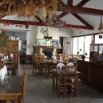 Restaurant Les Gorges De فندق 2*