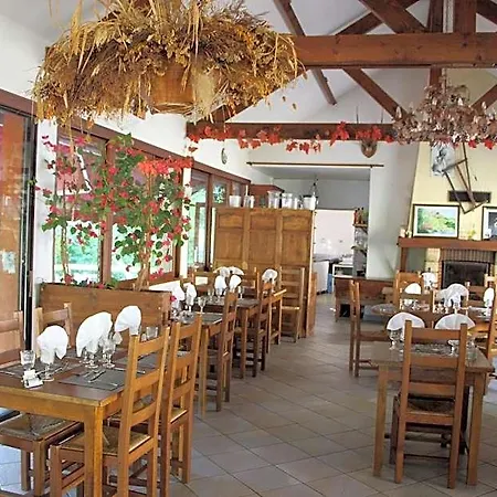 מלון Restaurant Les Gorges De 2*