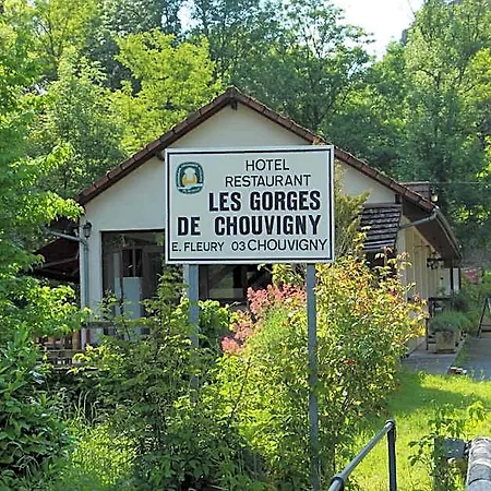 Restaurant Les Gorges De מלון 2*
