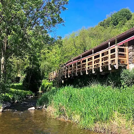 Restaurant Les Gorges De מלון Chouvigny