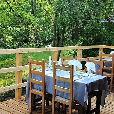מלון Restaurant Les Gorges De 2*