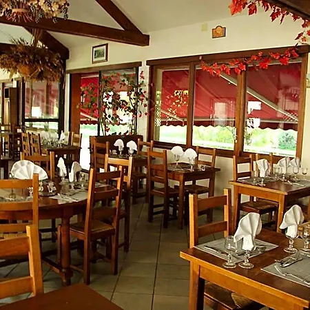 מלון Restaurant Les Gorges De 2*