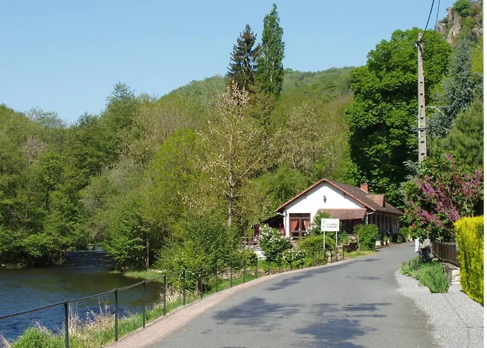 Hotel Restaurant Les Gorges De 2*