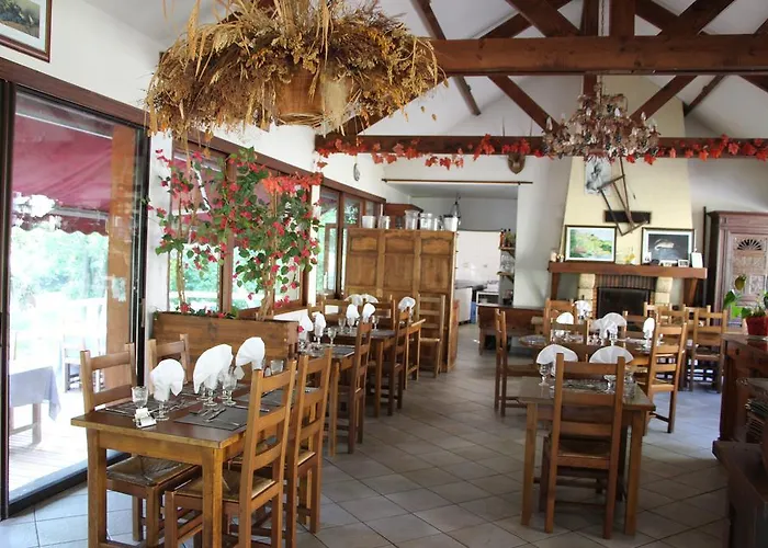 Hotel Restaurant Les Gorges De Chouvigny