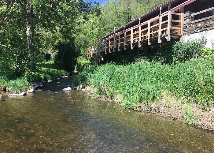 Hotel Restaurant Les Gorges De 2*